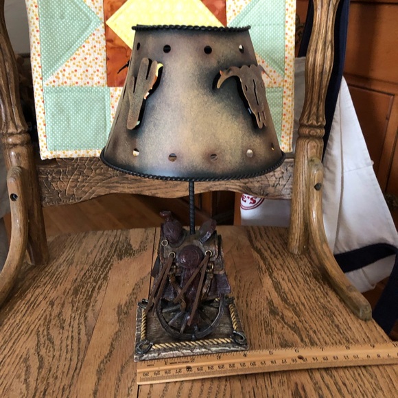 Western metal tea light lamp - Picture 5 of 8